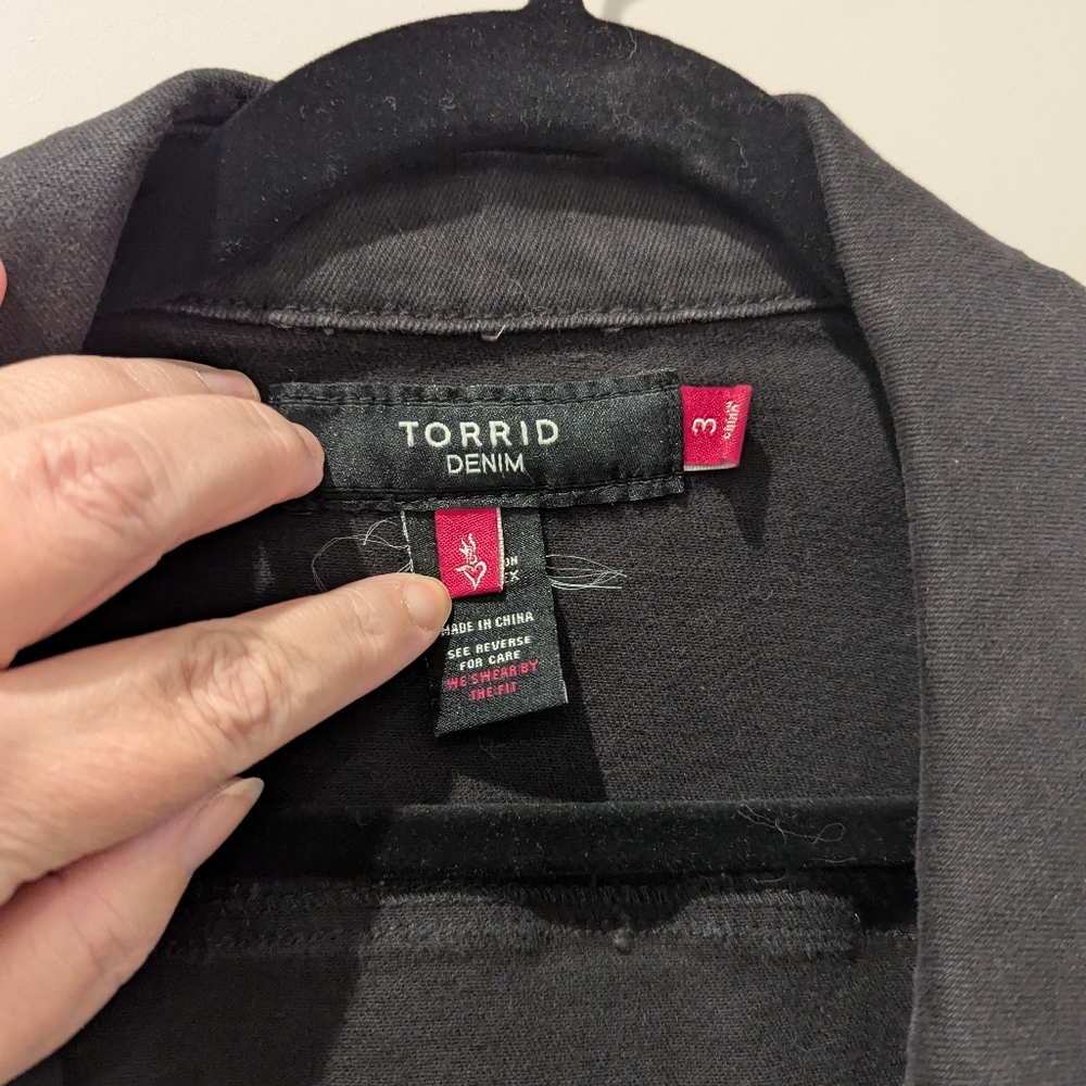 Women's Black Denim Jacket - Picture 4 of 5